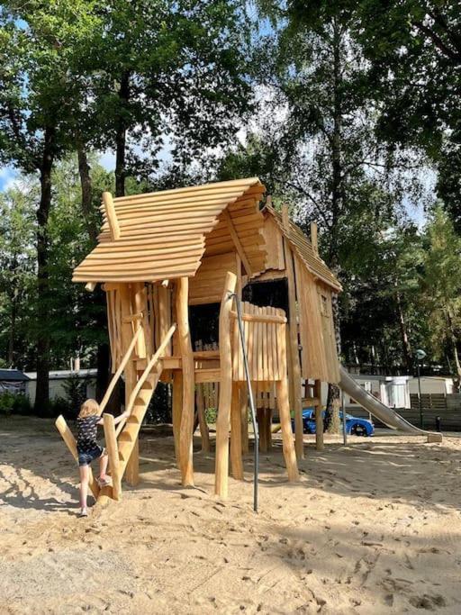 Chalet Op Familiepark Veluws Hof Op De Veluwe *